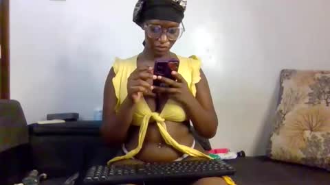 CUTIE online show from 03/24/26, 11:48