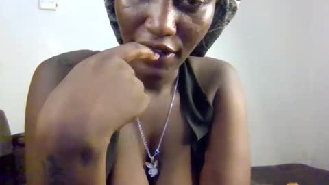 CUTIE online show from 03/27/26, 11:48