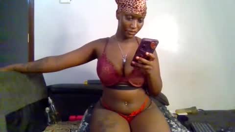 CUTIE online show from 03/30/26, 09:38