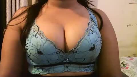 Ruhii online show from 03/25/26, 04:57