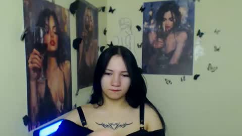 Emma online show from 02/18/26, 07:04