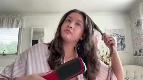 Cutieoggg420 online show from 09/26/25, 06:23