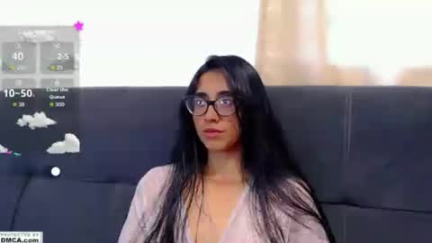 Snapshot of cutte_kitty_ chatting on 07/28/26, 10:09 miss ari online show from 07/28/26, 10:09