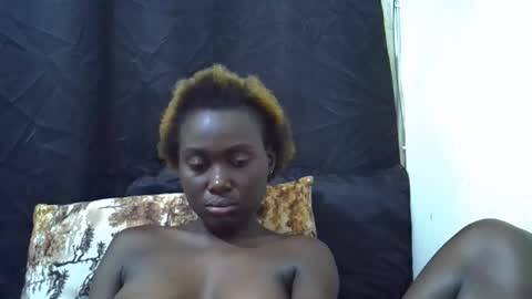 Snapshot of cuttey_slim22 chatting on 06/05/26, 04:56 cuttey_slim22 online show from 06/05/26, 04:56