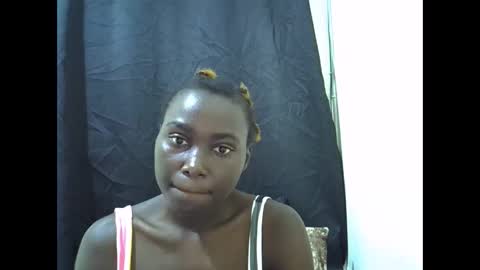 Snapshot of cuttey_slim22 chatting on 06/09/26, 10:05 cuttey_slim22 online show from 06/09/26, 10:05