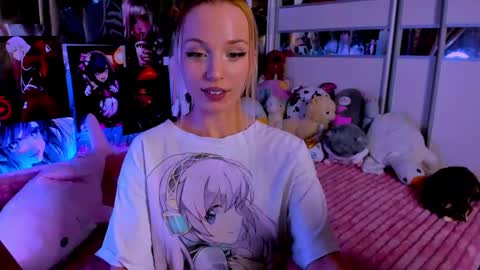 Snapshot of cuttie_ponyy chatting on 01/24/25, 09:37 Nora online show from 01/24/25, 09:37