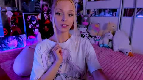 Snapshot of cuttie_ponyy chatting on 03/02/25, 12:31 Nora online show from 03/02/25, 12:31