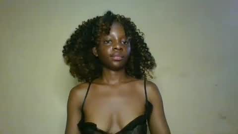 Snapshot of cutty_teshy chatting on 03/05/25, 12:33 cutty_teshy online show from 03/05/25, 12:33