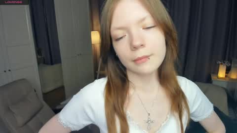 Snapshot of cuty_petite chatting on 04/30/26, 05:36 Anne online show from 04/30/26, 05:36
