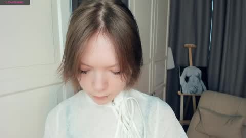 Snapshot of cuty_petite chatting on 05/15/26, 05:47 Anne online show from 05/15/26, 05:47
