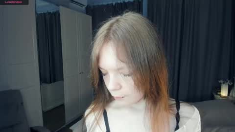 Snapshot of cuty_petite chatting on 05/16/26, 05:48 Anne online show from 05/16/26, 05:48