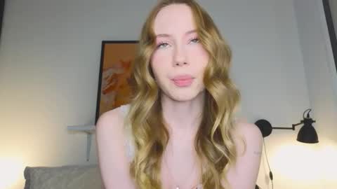 Snapshot of cuute_angell chatting on 10/26/25, 05:08 Virginia See you on Sunday online show from 10/26/25, 05:08
