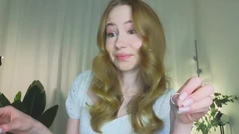 Snapshot of cuute_angell chatting on 11/24/25, 05:12 Virginia See you on Sunday online show from 11/24/25, 05:12