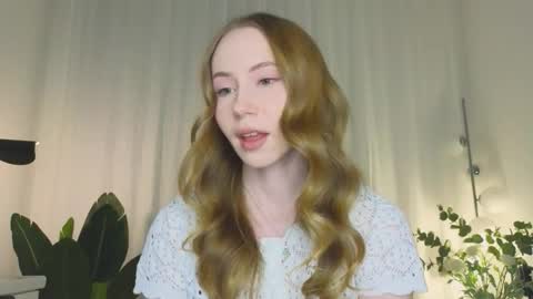 Snapshot of cuute_angell chatting on 12/04/25, 05:21 Virginia See you on Sunday online show from 12/04/25, 05:21