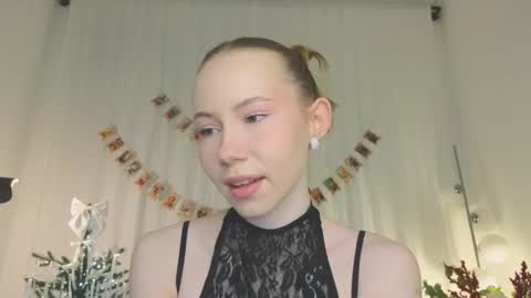 Snapshot of cuute_angell chatting on 01/12/26, 05:07 Virginia See you on Sunday online show from 01/12/26, 05:07