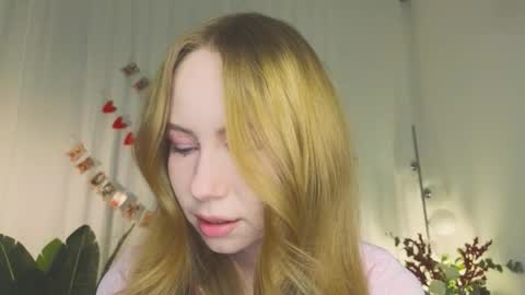 Snapshot of cuute_angell chatting on 02/15/26, 05:09 Virginia See you on Sunday online show from 02/15/26, 05:09