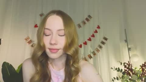 Snapshot of cuute_angell chatting on 03/05/26, 05:09 Virginia See you on Sunday online show from 03/05/26, 05:09