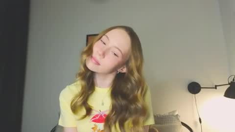 Snapshot of cuute_angell chatting on 04/02/26, 05:10 Virginia See you on Sunday online show from 04/02/26, 05:10