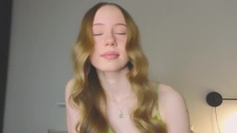 Snapshot of cuute_angell chatting on 04/03/26, 05:11 Virginia See you on Sunday online show from 04/03/26, 05:11