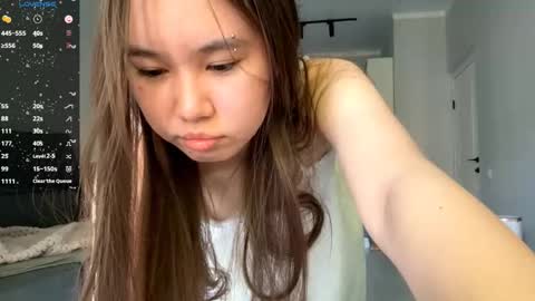 Akemi online show from 09/27/25, 08:41