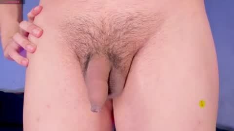 Snapshot of cyber_adan1 chatting on 12/05/25, 03:52 cyber online show from 12/05/25, 03:52