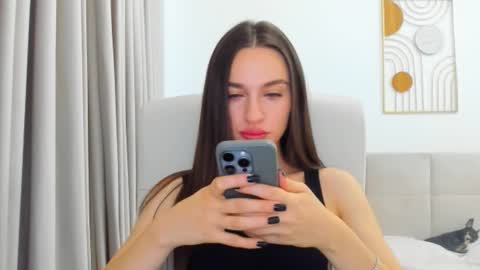 Eva online show from 09/21/25, 05:36