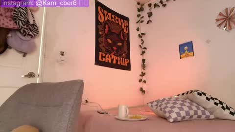 Camila online show from 10/29/25, 04:09