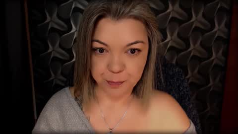 Snapshot of cyberdomme chatting on 01/30/25, 01:00 Full time mean bitch. online show from 01/30/25, 01:00