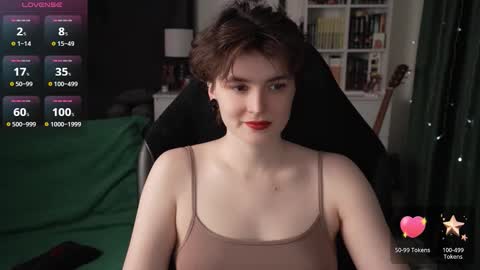 Helen Blossom online show from 10/20/25, 08:42