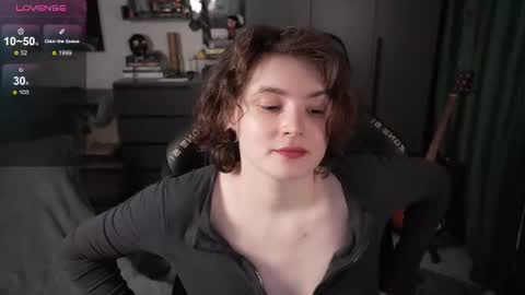 Helen Blossom online show from 06/10/26, 02:16