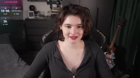 Helen Blossom online show from 07/07/26, 01:59