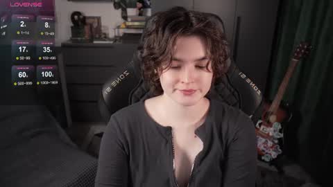Helen Blossom online show from 07/28/26, 02:13