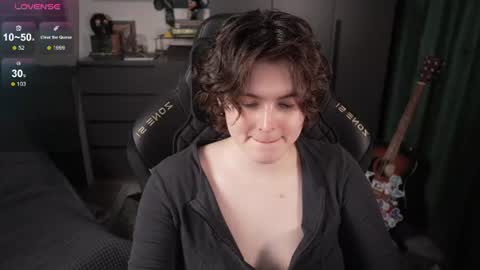 Helen Blossom online show from 07/28/26, 07:39