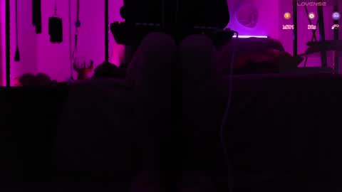 Lily Goddess online show from 05/17/26, 08:16