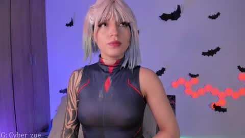 Snapshot of cyberzoe chatting on 10/30/25, 04:19 cyber zoe online show from 10/30/25, 04:19