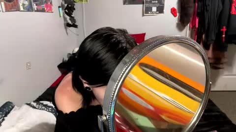 Snapshot of cybrrstarr chatting on 09/17/25, 06:04 cybrrstarr online show from 09/17/25, 06:04