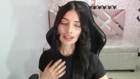 Snapshot of cynthia_ch chatting on 10/23/25, 03:50 CINTIA ARAUJO online show from 10/23/25, 03:50