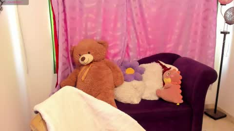 Cynthia online show from 10/18/25, 02:07