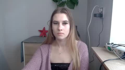 Snapshot of cyntianatural chatting on 01/30/25, 11:11 CyntiaNatural online show from 01/30/25, 11:11