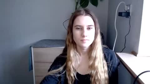 Snapshot of cyntianatural chatting on 02/26/25, 10:36 CyntiaNatural online show from 02/26/25, 10:36