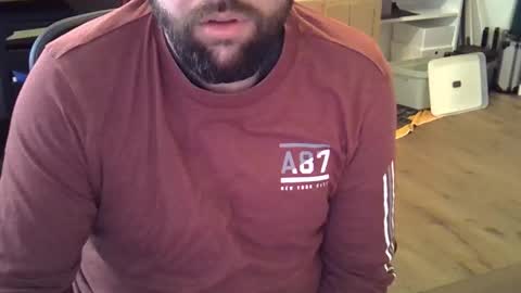 cyrsug online show from 12/03/25, 12:36