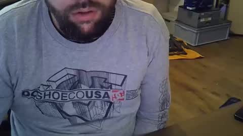 cyrsug online show from 12/14/25, 02:11