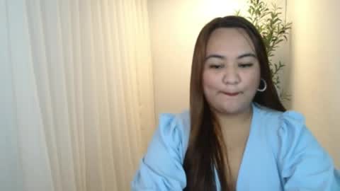 Snapshot of czarinna_ chatting on 06/07/26, 09:29 Czarinna online show from 06/07/26, 09:29
