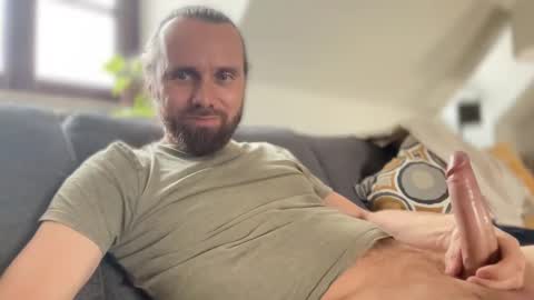 Snapshot of d0n_gi0vanni chatting on 02/25/25, 02:33 d0n_gi0vanni online show from 02/25/25, 02:33