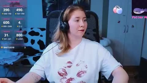 Snapshot of d0nna_ chatting on 10/06/25, 10:29 Donna online show from 10/06/25, 10:29