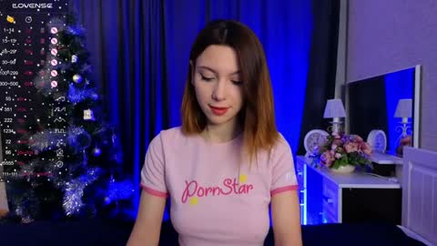 Dora use speakers. I really like to talk online show from 01/11/25, 09:15