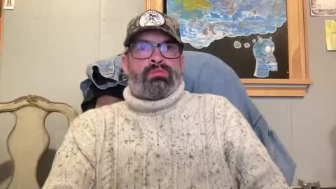 d4ddy858 online show from 10/18/25, 03:31