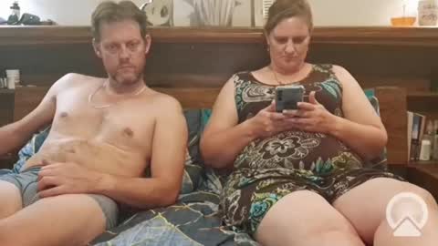 Snapshot of d4p_couple chatting on 12/27/24, 08:07 Deb peter online show from 12/27/24, 08:07