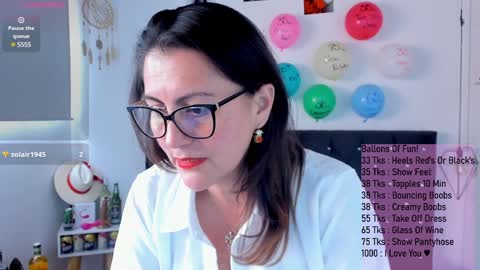 Snapshot of d_martii chatting on 02/01/25, 05:16 Mia online show from 02/01/25, 05:16