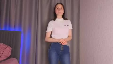 Anna online show from 09/15/25, 06:08